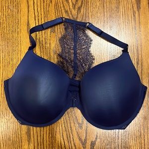 NWT Victoria’s Secret Navy Blue Racerback Lace Lightly Lined T-Shirt Bra